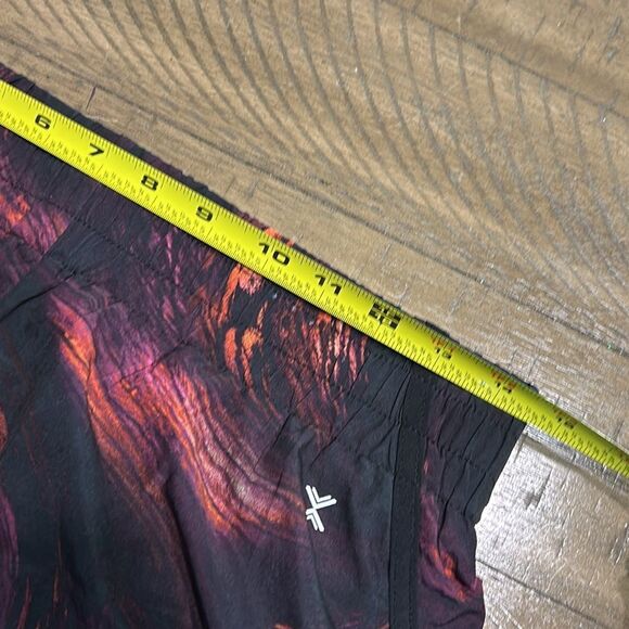 NWOT  Xersion running shorts size small - Picture 7 of 9